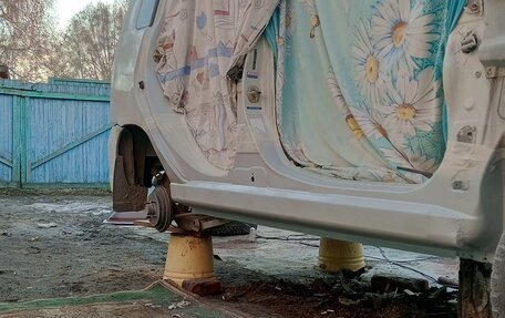 Nissan Cube II, 2000 год, 130 000 рублей, 10 фотография