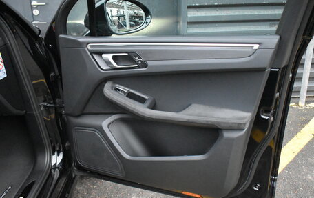 Porsche Macan I рестайлинг, 2021 год, 7 990 000 рублей, 30 фотография