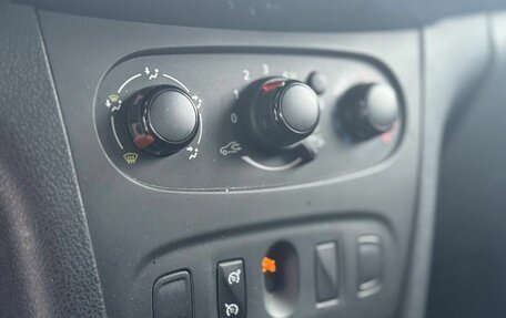 Renault Sandero II рестайлинг, 2016 год, 767 000 рублей, 11 фотография