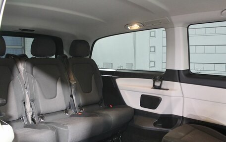 Mercedes-Benz V-Класс, 2017 год, 4 800 000 рублей, 27 фотография