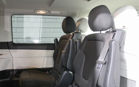 Mercedes-Benz V-Класс, 2017 год, 4 800 000 рублей, 28 фотография