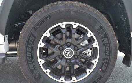 Toyota Sequoia, 2024 год, 13 000 000 рублей, 7 фотография