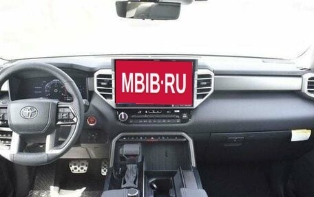 Toyota Sequoia, 2024 год, 13 000 000 рублей, 16 фотография