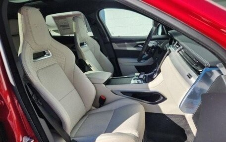 Jaguar F-Pace, 2024 год, 20 фотография