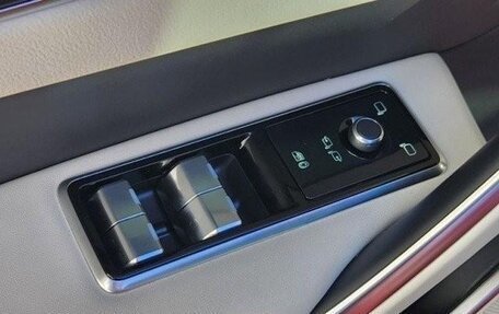 Jaguar F-Pace, 2024 год, 27 фотография