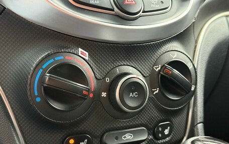 Hyundai Solaris II рестайлинг, 2014 год, 1 140 000 рублей, 18 фотография