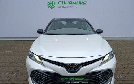 Toyota Camry, 2020 год, 3 250 000 рублей, 2 фотография