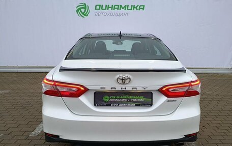 Toyota Camry, 2020 год, 3 250 000 рублей, 6 фотография