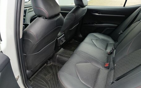 Toyota Camry, 2020 год, 3 250 000 рублей, 16 фотография