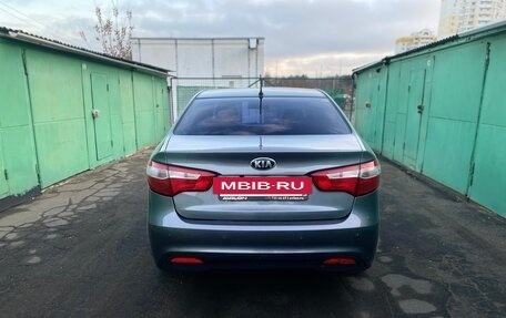 KIA Rio III рестайлинг, 2013 год, 790 000 рублей, 2 фотография