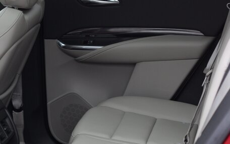 Cadillac XT4 I, 2018 год, 2 700 000 рублей, 11 фотография