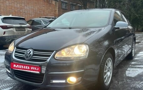 Volkswagen Jetta VI, 2008 год, 690 000 рублей, 2 фотография