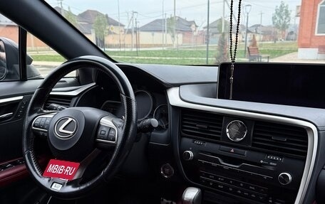 Lexus RX IV рестайлинг, 2017 год, 4 100 000 рублей, 7 фотография