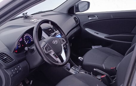 Hyundai Solaris II рестайлинг, 2013 год, 960 000 рублей, 7 фотография