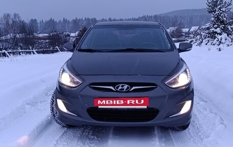 Hyundai Solaris II рестайлинг, 2013 год, 960 000 рублей, 3 фотография