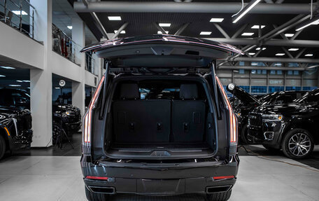 Cadillac Escalade V, 2025 год, 19 980 000 рублей, 8 фотография