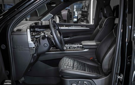 Cadillac Escalade V, 2025 год, 19 980 000 рублей, 13 фотография