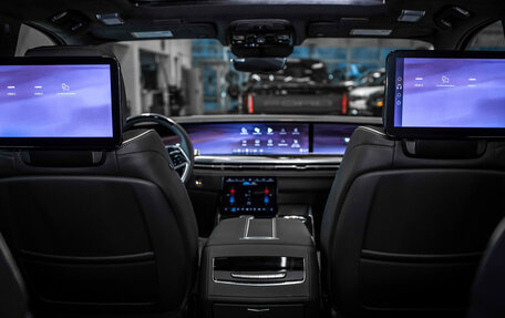 Cadillac Escalade V, 2025 год, 19 980 000 рублей, 26 фотография