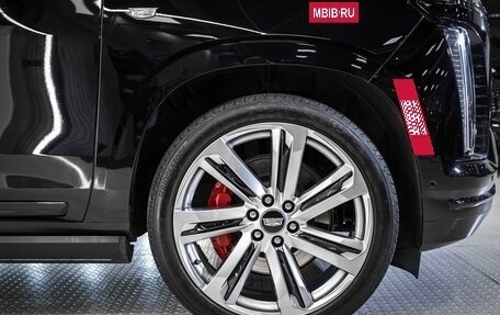 Cadillac Escalade V, 2025 год, 19 980 000 рублей, 10 фотография