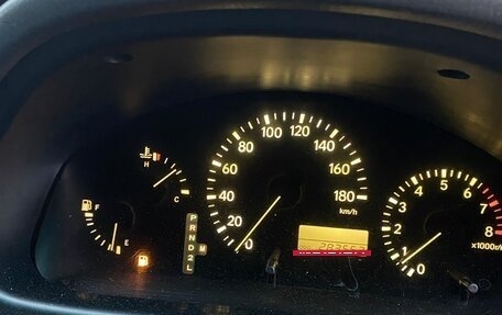 Toyota Harrier, 1999 год, 7 фотография