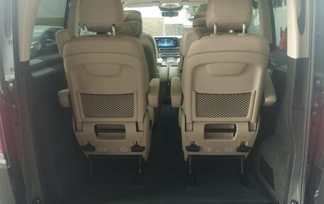 Mercedes-Benz V-Класс, 2025 год, 16 000 000 рублей, 9 фотография