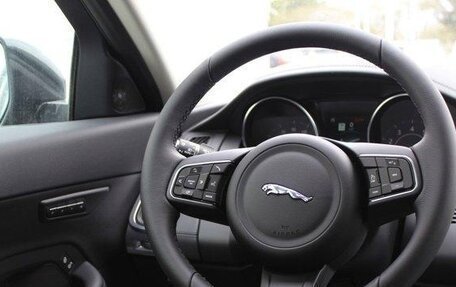 Jaguar E-Pace, 2020 год, 5 523 000 рублей, 11 фотография