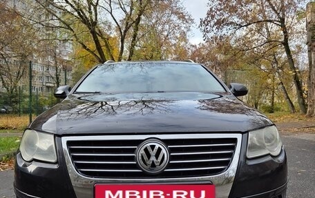 Volkswagen Passat B6, 2006 год, 590 000 рублей, 10 фотография