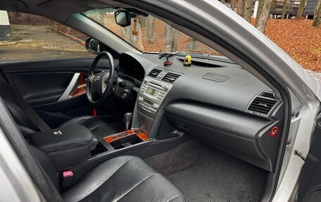 Toyota Camry, 2009 год, 1 150 000 рублей, 12 фотография