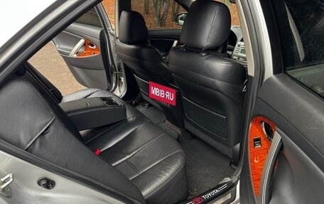 Toyota Camry, 2009 год, 1 150 000 рублей, 10 фотография