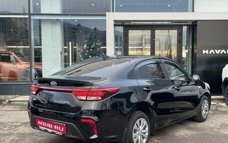 KIA Rio IV, 2018 год, 1 412 000 рублей, 5 фотография