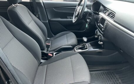 KIA Rio IV, 2018 год, 1 412 000 рублей, 9 фотография