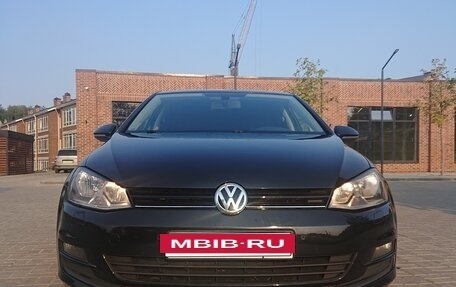 Volkswagen Golf VII, 2013 год, 930 000 рублей, 2 фотография