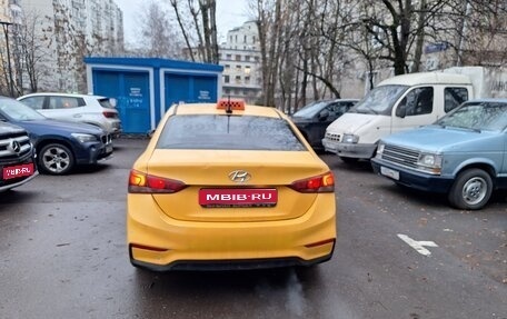 Hyundai Solaris II рестайлинг, 2019 год, 610 000 рублей, 1 фотография