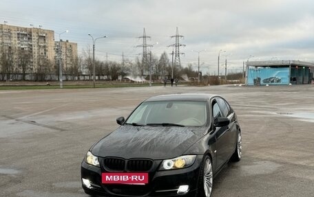 BMW 3 серия, 2011 год, 850 000 рублей, 2 фотография