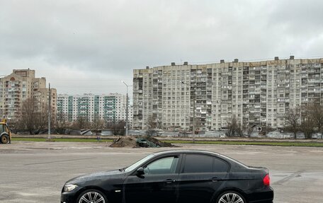 BMW 3 серия, 2011 год, 850 000 рублей, 8 фотография