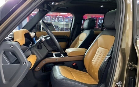 Land Rover Defender II, 2021 год, 11 000 000 рублей, 27 фотография