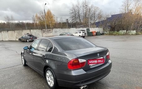 BMW 3 серия, 2005 год, 600 000 рублей, 10 фотография