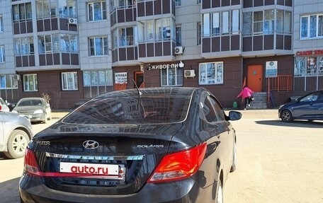 Hyundai Solaris II рестайлинг, 2015 год, 1 050 000 рублей, 5 фотография