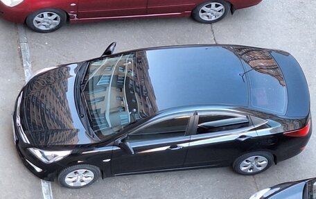 Hyundai Solaris II рестайлинг, 2015 год, 1 050 000 рублей, 13 фотография