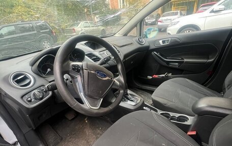 Ford Fiesta, 2016 год, 270 000 рублей, 4 фотография