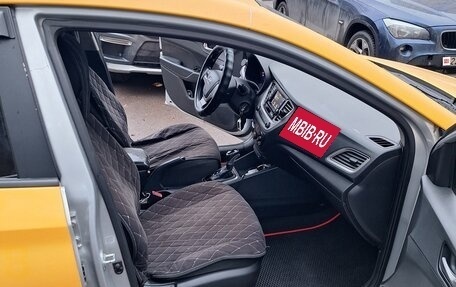 Hyundai Solaris II рестайлинг, 2019 год, 610 000 рублей, 4 фотография