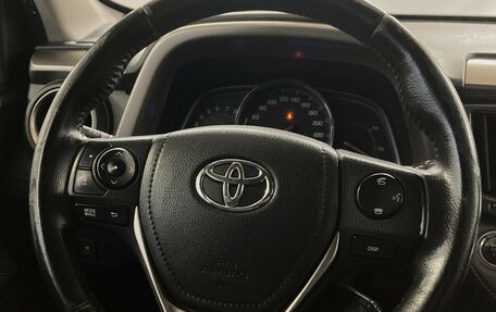 Toyota RAV4, 2014 год, 1 910 000 рублей, 9 фотография