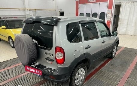 Chevrolet Niva I рестайлинг, 2019 год, 699 000 рублей, 2 фотография