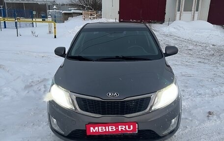 KIA Rio III рестайлинг, 2013 год, 1 050 000 рублей, 1 фотография