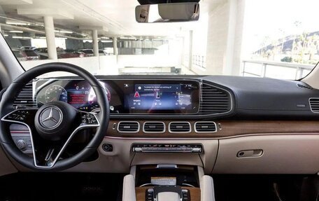 Mercedes-Benz GLS, 2025 год, 12 610 000 рублей, 9 фотография