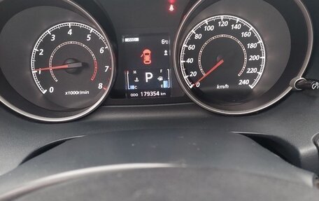 Mitsubishi Outlander III рестайлинг 3, 2010 год, 1 000 000 рублей, 10 фотография