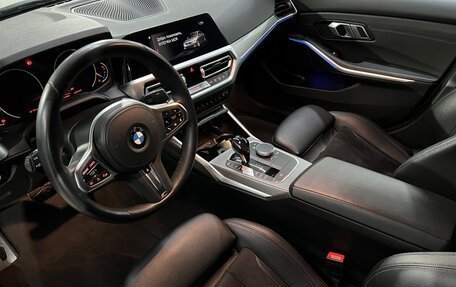 BMW 3 серия, 2020 год, 3 680 000 рублей, 12 фотография