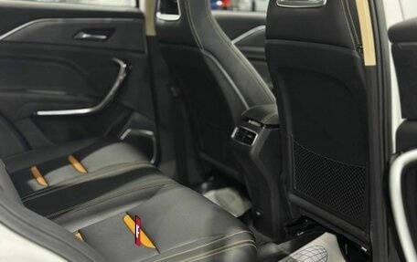 FAW Bestune T77, 2023 год, 2 698 000 рублей, 10 фотография