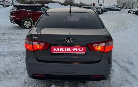 KIA Rio III рестайлинг, 2013 год, 1 050 000 рублей, 2 фотография