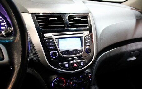 Hyundai Solaris II рестайлинг, 2012 год, 889 000 рублей, 8 фотография